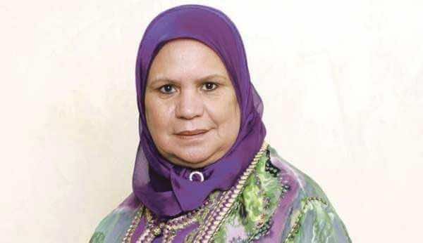 الفنانة سعاد صابر