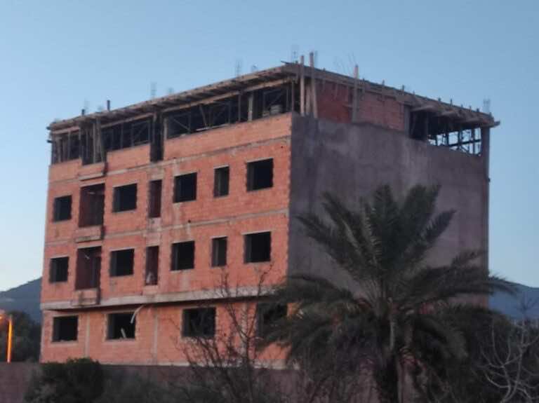 البناء العشوائي