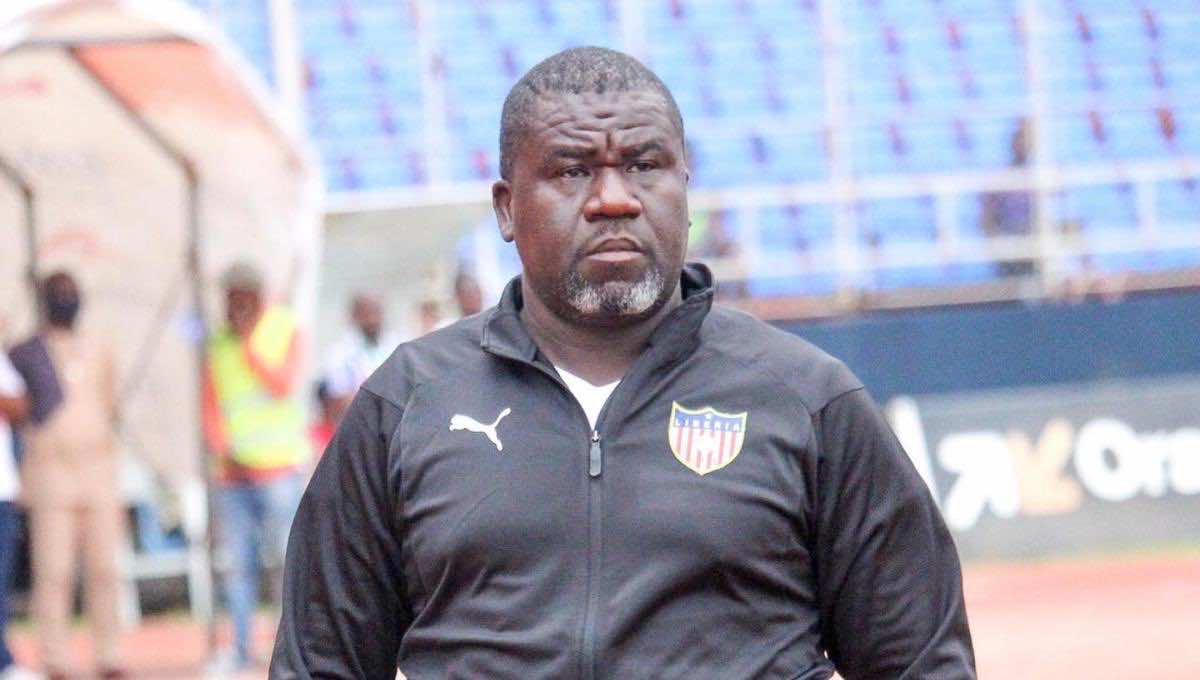 مدرب المنتخب الليبيري