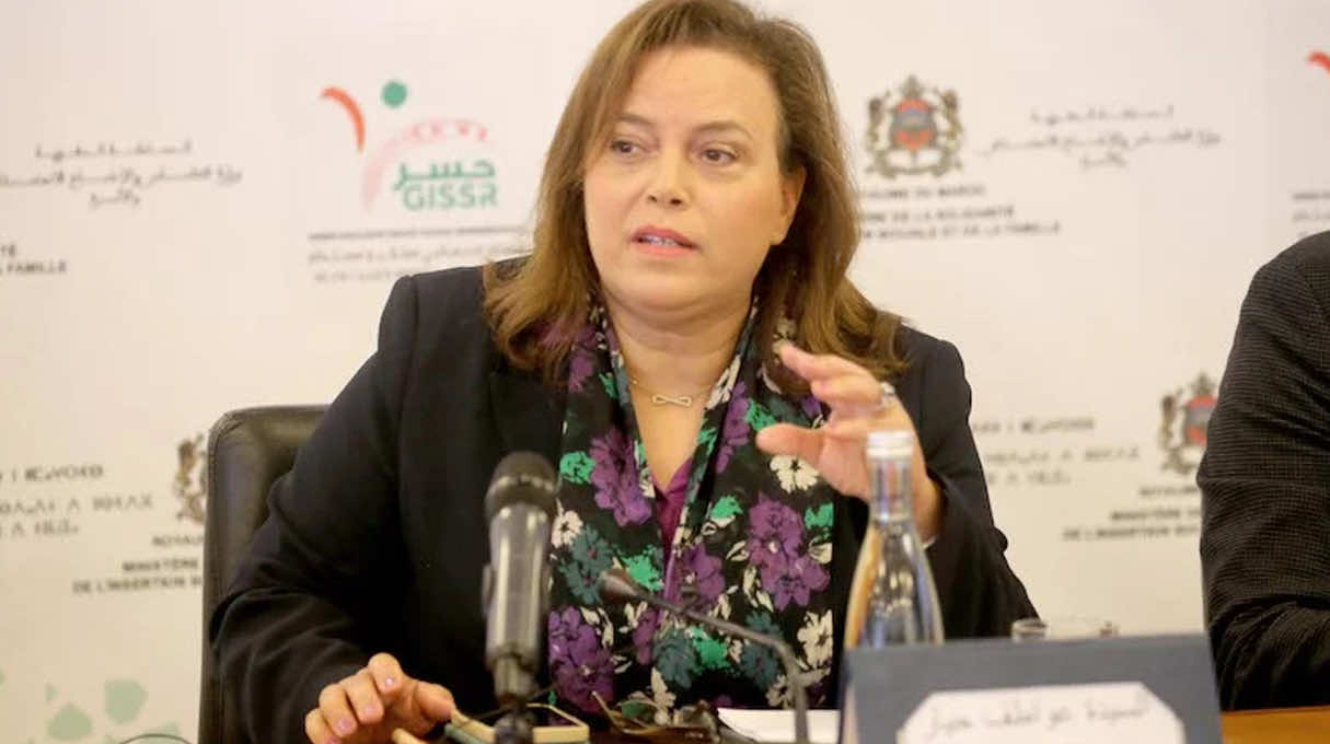 الوزيرة حيار
