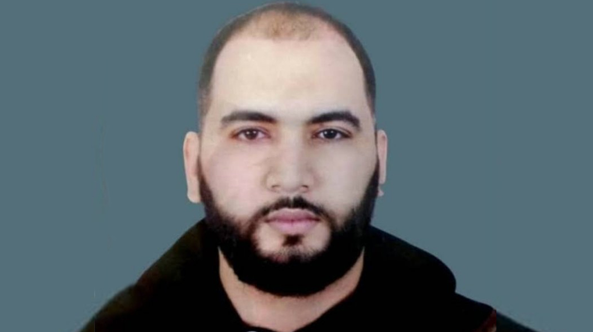 صاحب قناة "القرعة تيفي" عبد الفتاح أبريل