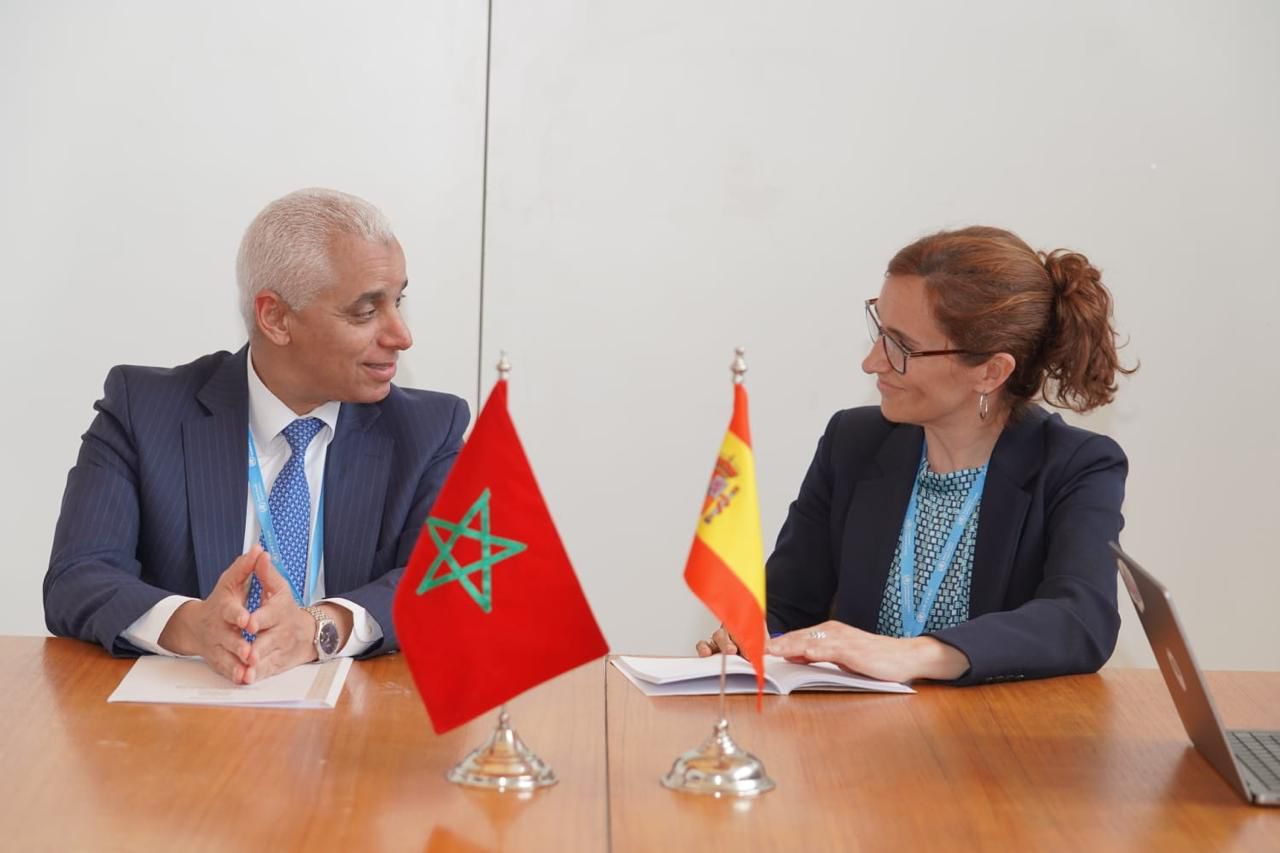 آيت الطالب ووزيرة الصحة الإسبانية