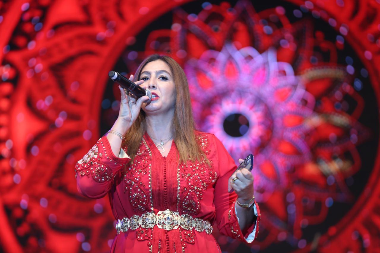 الفنانة صابرينا