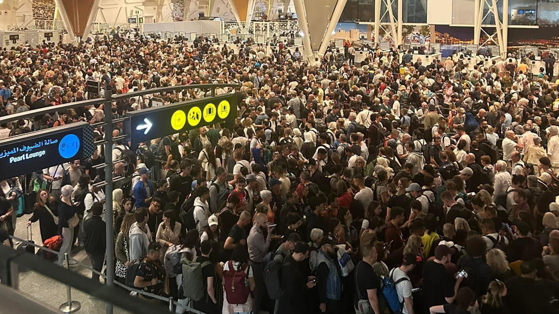 مطار المنارة