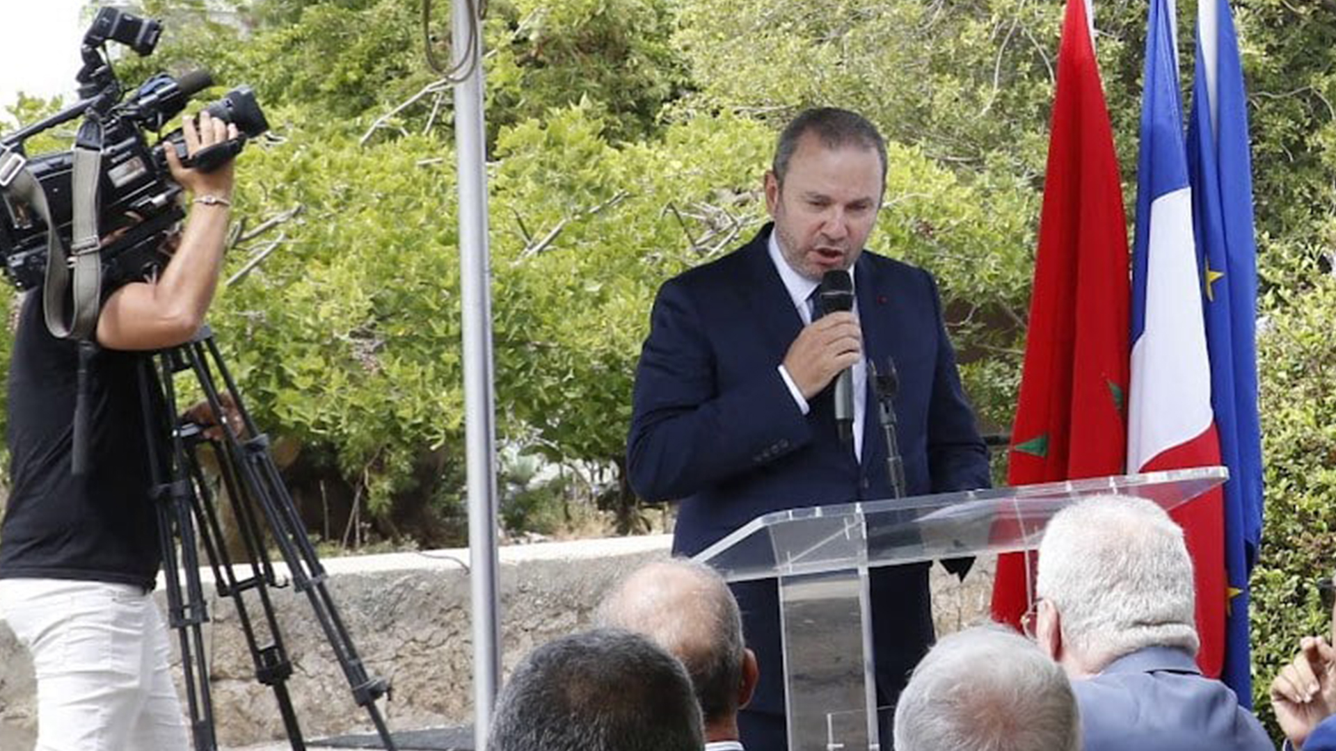 السفير الفرنسي