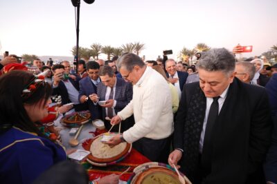  عزيز أخنوش