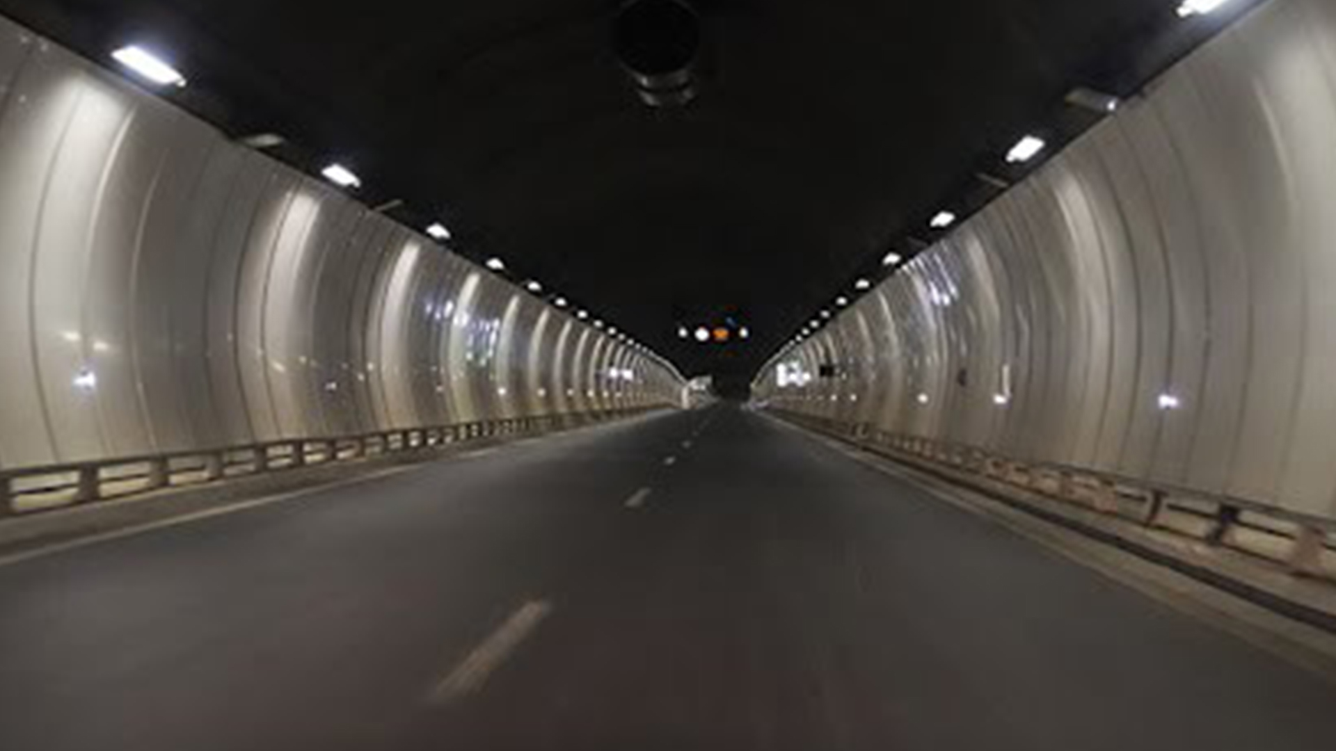 القطار فائق السرعة