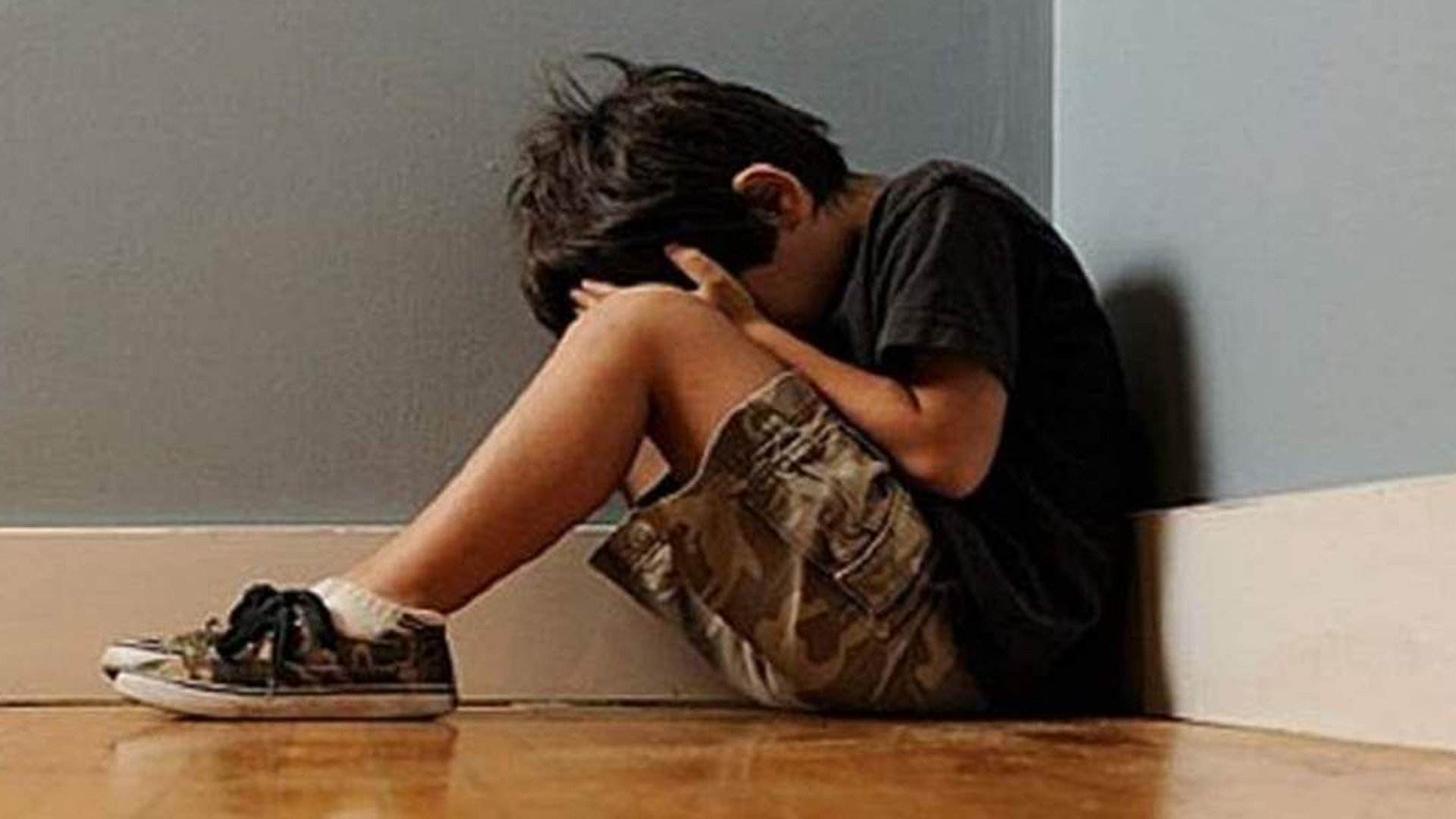 اغتـ ـصاب طفل