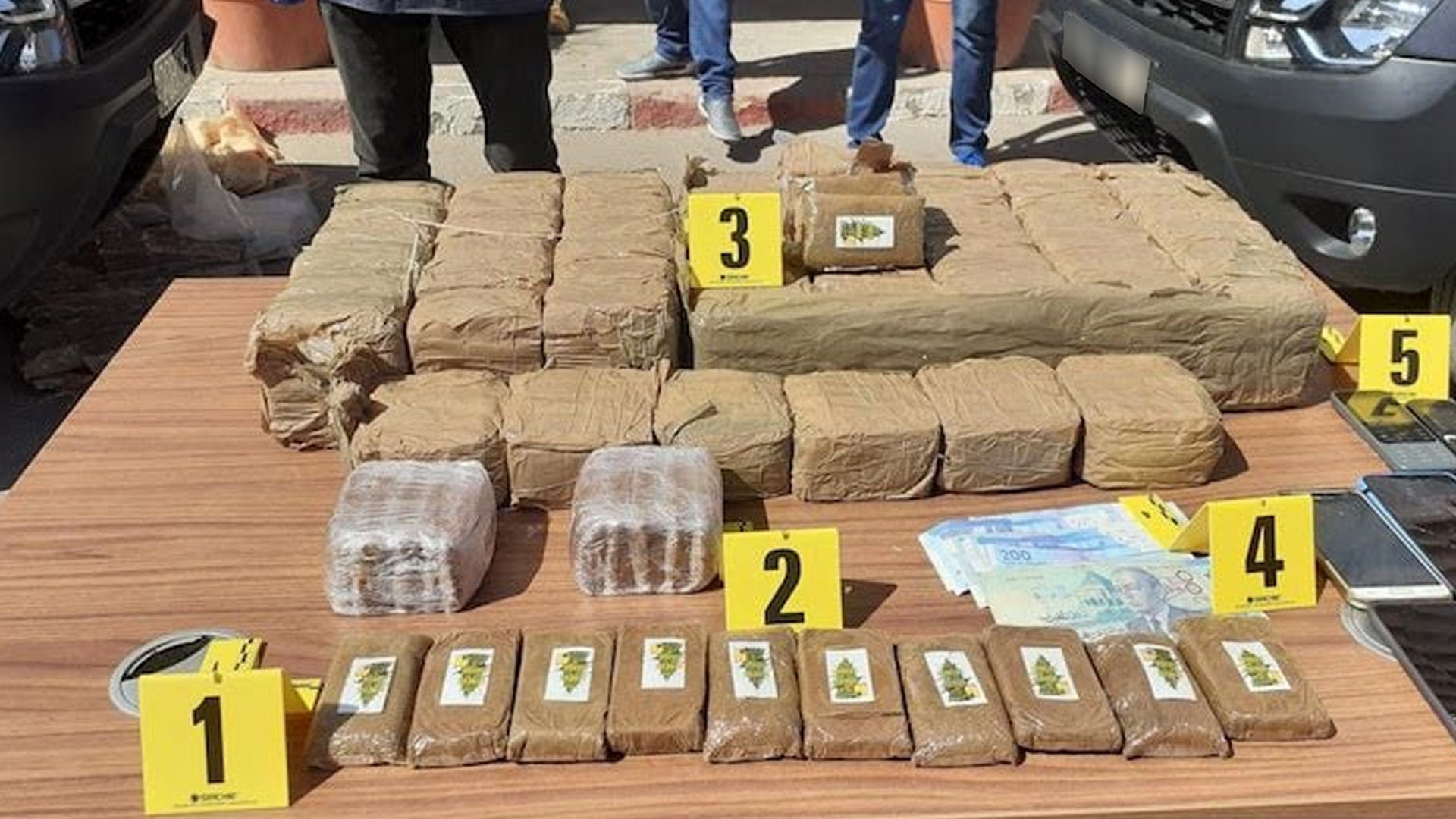 تهريب كمية من المخدرات