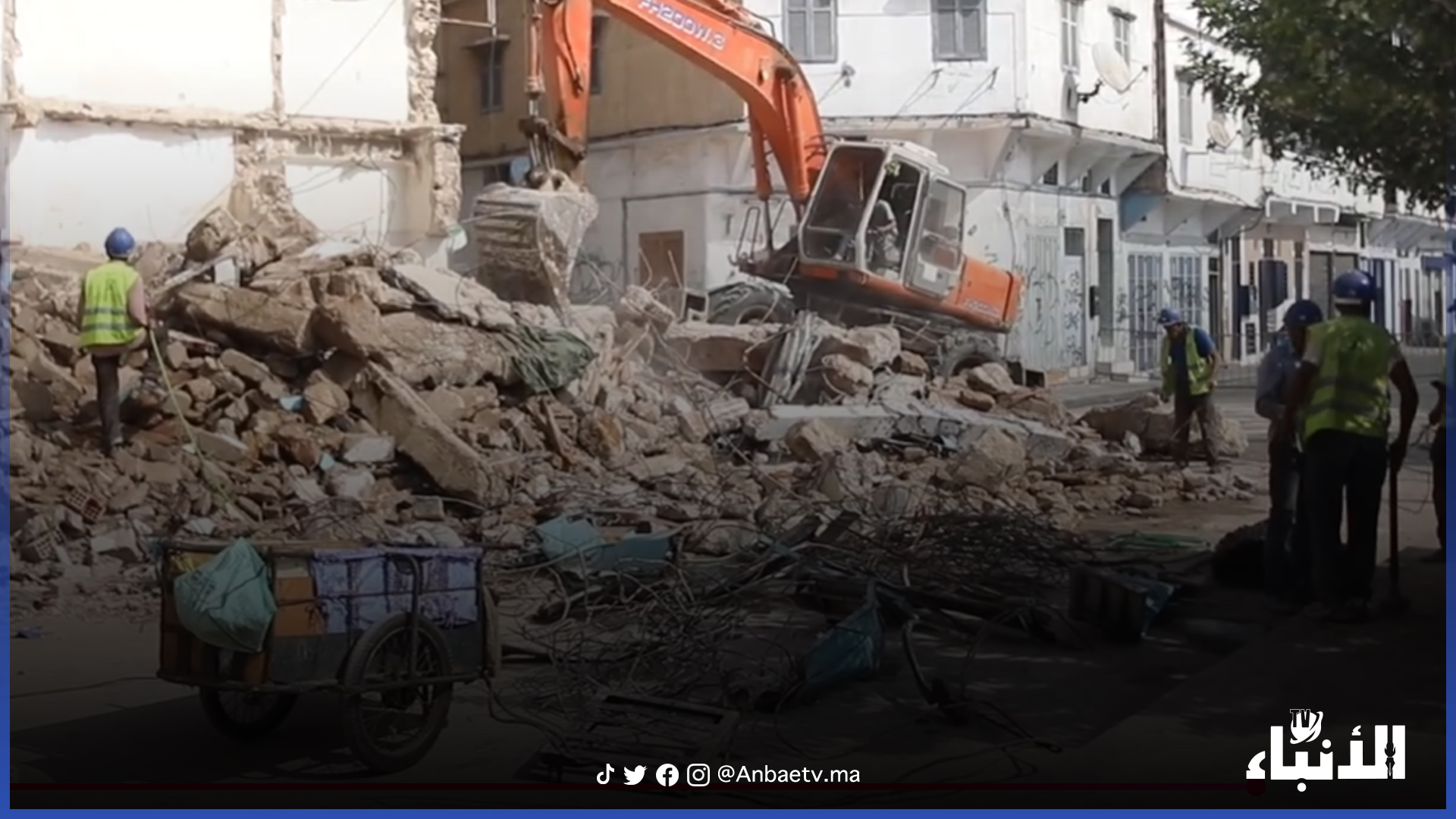 سلطات البيضاء تواصل عملية هدم المنازل الآيلة للسقوط بدرب مولاي الشريف
