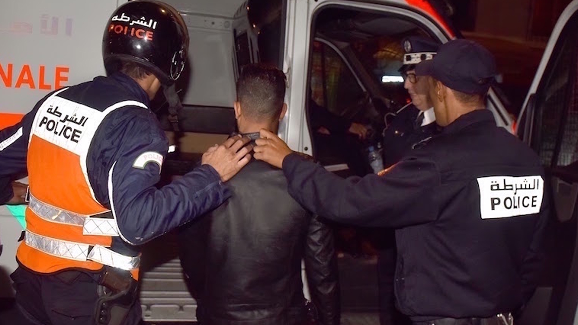 مروجين المخدرات