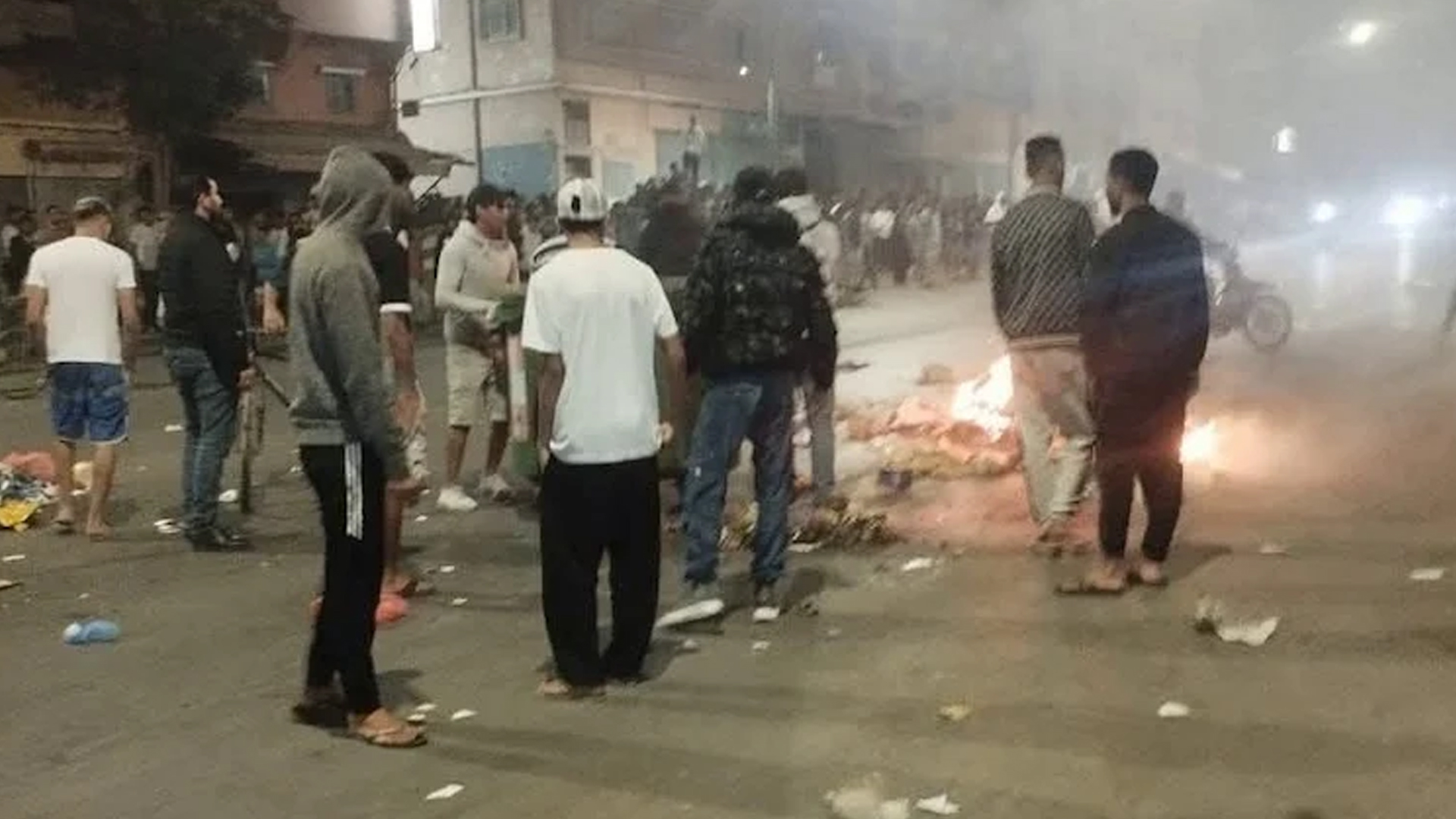 اقتحام مركز الدرك بالقليعة