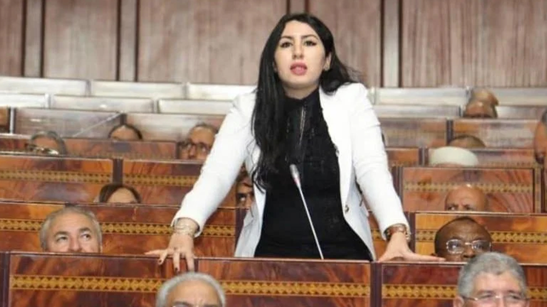 حنان أتركين