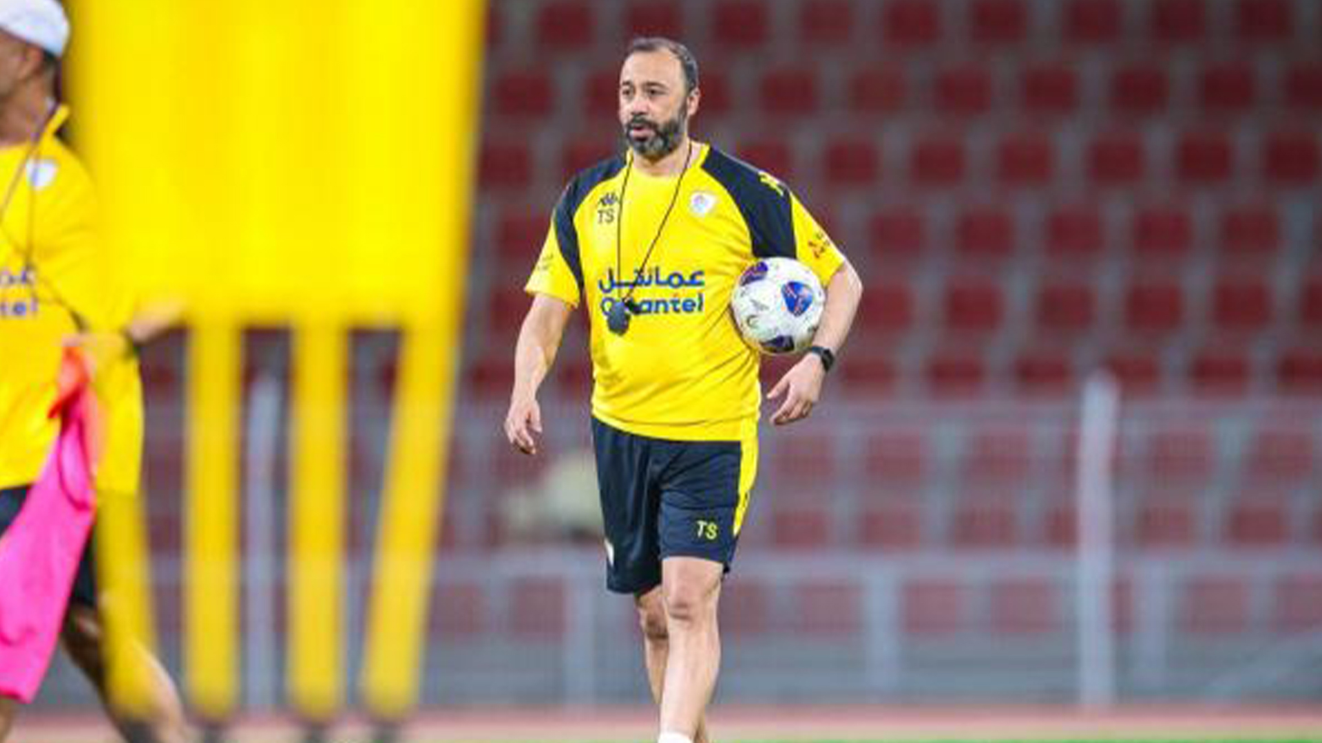 – السكتيوي يقود أول حصة تدريبية لمنتخب عمان – الرياضة